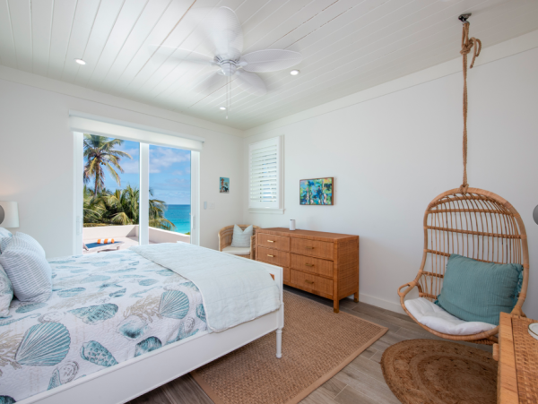 Luxurious Beachfront Four Bedroom Rental in Eleuthera
